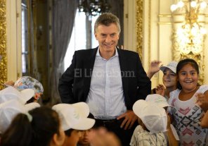 Fiscal dijo que los DNU de Macri son legales pero cuestionó su legitimidad