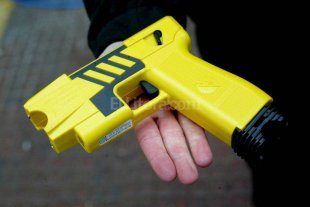 La Corte habilitó el uso de pistolas Taser