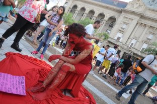 Policía santafesino detenido por la muerte de su pareja Policía santafesino detenido por la muerte de su pareja
