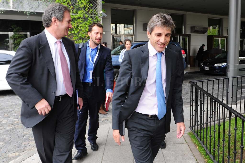Licitan esta semana dos Letes por u$s 400 millones