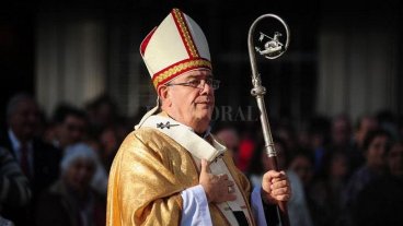 Renunció el arzobispo de Tucumán, cuestionado por la muerte del cura Viroche Renunció el arzobispo de Tucumán, cuestionado por la muerte del cura Viroche