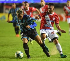 Argentinos no pudo con Almagro Argentinos no pudo con Almagro