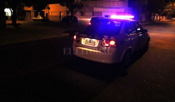 Dos chicas de 12 y 13 años detenidas con una moto robada Dos chicas de 12 y 13 años detenidas con una moto robada