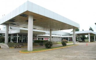 Aeropuerto: objetan el módico precio de una concesión publicitaria Aeropuerto: objetan el módico precio de una concesión publicitaria