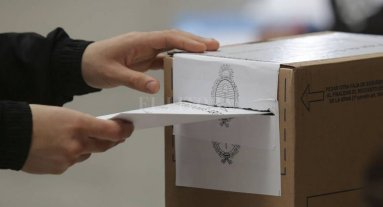 En las Paso santafesinas habrá 3 listas en el PJ y 2 en Cambiemos y el Frente En las Paso santafesinas habrá 3 listas en el PJ y 2 en Cambiemos y el Frente