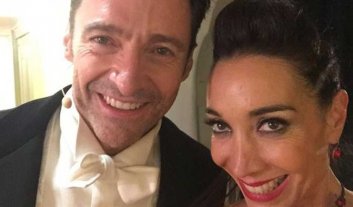 Hugh Jackman y un osado "piropo" para Mora Godoy Hugh Jackman y un osado "piropo" para Mora Godoy