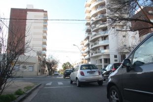 En dos tramos de Candioti, ponen un tope de altura a edificaciones nuevas En dos tramos de Candioti, ponen un tope de altura a edificaciones nuevas