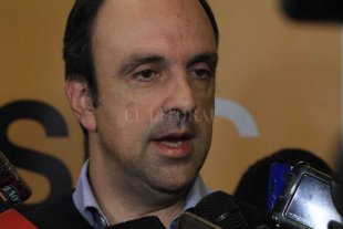 Corral: "Los santafesinos, si trabajamos bien, podemos hacer grandes cosas" Corral: "Los santafesinos, si trabajamos bien, podemos hacer grandes cosas"