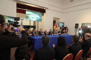 Proyectan construir en dos años el acueducto que llegará a Rafaela Proyectan construir en dos años el acueducto que llegará a Rafaela