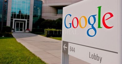 Imponen una multa récord de 2.420 millones de euros a Google Imponen una multa récord de 2.420 millones de euros a Google