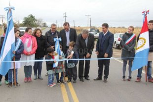 Inauguraron la repavimentación del acceso a Santo Domingo Inauguraron la repavimentación del acceso a Santo Domingo