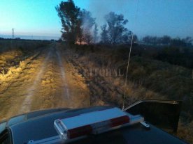 Dos hombres murieron al quedar atrapados por un anillo de fuego Dos hombres murieron al quedar atrapados por un anillo de fuego
