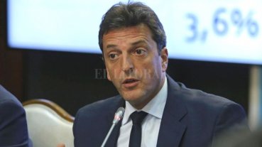 Massa pidió que todos los diputados "hagan pública su posición" sobre la expulsión de De Vido Massa pidió que todos los diputados "hagan pública su posición" sobre la expulsión de De Vido