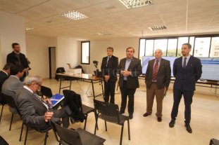 Escrutinio con tablet y celulares en San José del Rincón y Roldán Escrutinio con tablet y celulares en San José del Rincón y Roldán