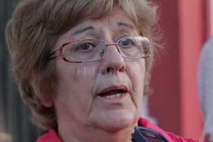 Rosa Bugnar: "Albor Cantard, sin aprobación de los docentes" Rosa Bugnar: "Albor Cantard, sin aprobación de los docentes"