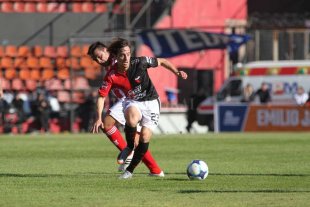 Colón venció a Arsenal de Viale Colón venció a Arsenal de Viale