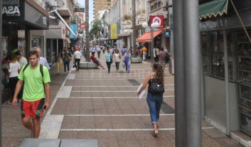 Quiso comprar con cheques que serían robados y fue aprehendido Quiso comprar con cheques que serían robados y fue aprehendido