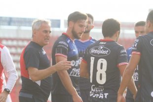 Unión recuerda el "Madelonazo" con Leo como DT en Rosario Unión recuerda el "Madelonazo" con Leo como DT en Rosario