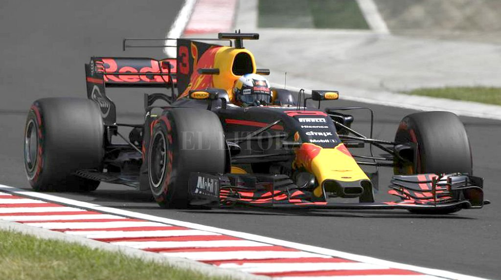 Ricciardo en los ensayos