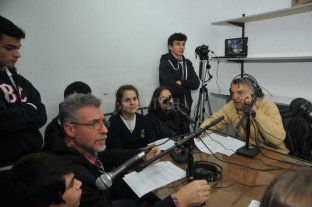 Un proyecto escolar que se hizo radio Un proyecto escolar que se hizo radio