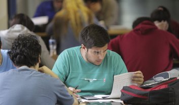 Estudiantes modernos Estudiantes modernos