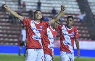 Unión hizo una oferta de compra por Fydriszewski Unión hizo una oferta de compra por Fydriszewski