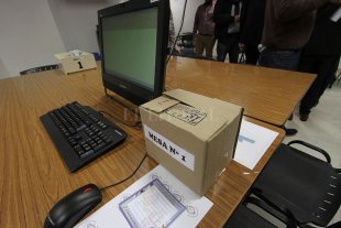 Finalizó el escrutinio pero se discuten los "pisos mínimos" necesarios para acceder a las Generales Finalizó el escrutinio pero se discuten los "pisos mínimos" necesarios para acceder a las Generales