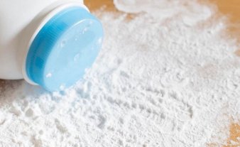 Una farmacéutica deberá pagar 417 millones de dólares por causarle cáncer a una clienta Una farmacéutica deberá pagar 417 millones de dólares por causarle cáncer a una clienta