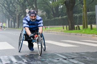 Le robaron su silla de ruedas de competición e inició una campaña en redes sociales para recuperarla Le robaron su silla de ruedas de competición e inició una campaña en redes sociales para recuperarla