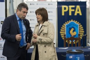 El Ministerio de Seguridad asumirá el control interno de la Policía Federal Argentina El Ministerio de Seguridad asumirá el control interno de la Policía Federal Argentina
