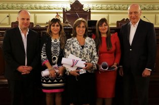 Henn y Bonfatti homenajearon a las santafesinas que "ensancharon el país" Henn y Bonfatti homenajearon a las santafesinas que "ensancharon el país"