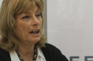 "El farmacéutico es especialista en medicamentos y, también, un consultor en salud" "El farmacéutico es especialista en medicamentos y, también, un consultor en salud"