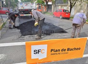 Mirá los cortes y desvíos por trabajos de bacheo Mirá los cortes y desvíos por trabajos de bacheo