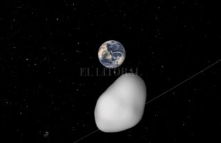 Un asteroide del tamaño de una casa pasó cerca de la Tierra Un asteroide del tamaño de una casa pasó cerca de la Tierra