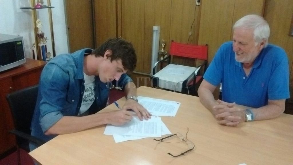 Hasta junio 2020 Germán Conti firmó su nuevo contrato con Colón - Germán Conti firmó su nuevo contrato con Colón - -