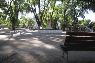 Hirieron a un joven en la Plaza Pueyrredón Hirieron a un joven en la Plaza Pueyrredón