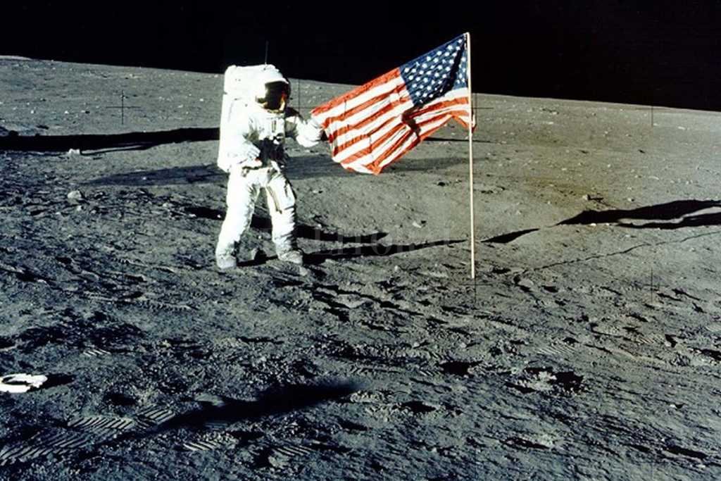 Trump ordenó a la Nasa enviar astronautas a la luna