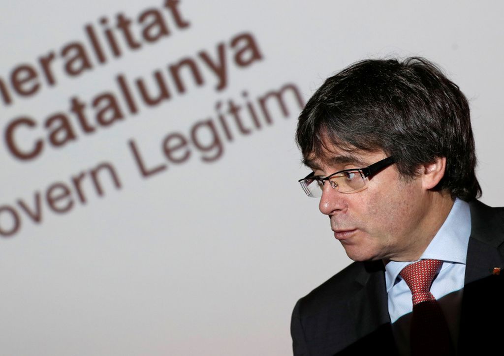 Las formaciones independentistas catalanas llegan a un preacuerdo de investidura Las formaciones independentistas catalanas llegan a un preacuerdo de investidura