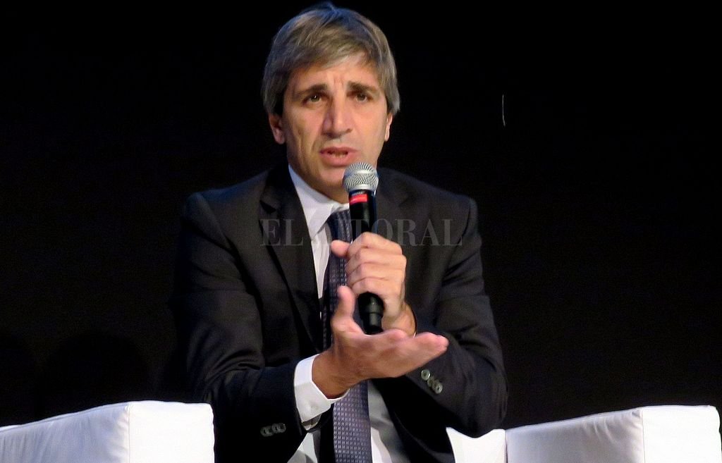 Caputo fue denunciado por omitir declarar sus acciones en sociedades offshore