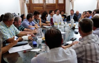 Los municipales acordaron la cláusula gatillo y pasaron a cuarto intermedio