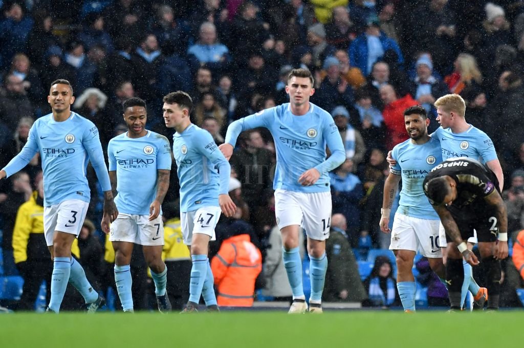 Manchester City se consagró campeón de la Premier League gracias a la derrota de Manchester United