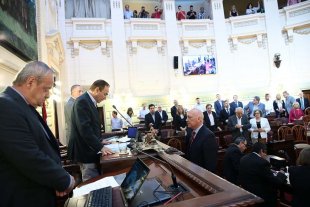 Bonfatti fue reelecto como presidente de la Cámara de Diputados Bonfatti fue reelecto como presidente de la Cámara de Diputados