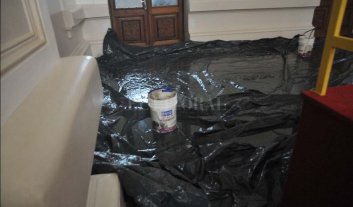 La lluvia ocasionó filtraciones en Casa de Gobierno La lluvia ocasionó filtraciones en Casa de Gobierno