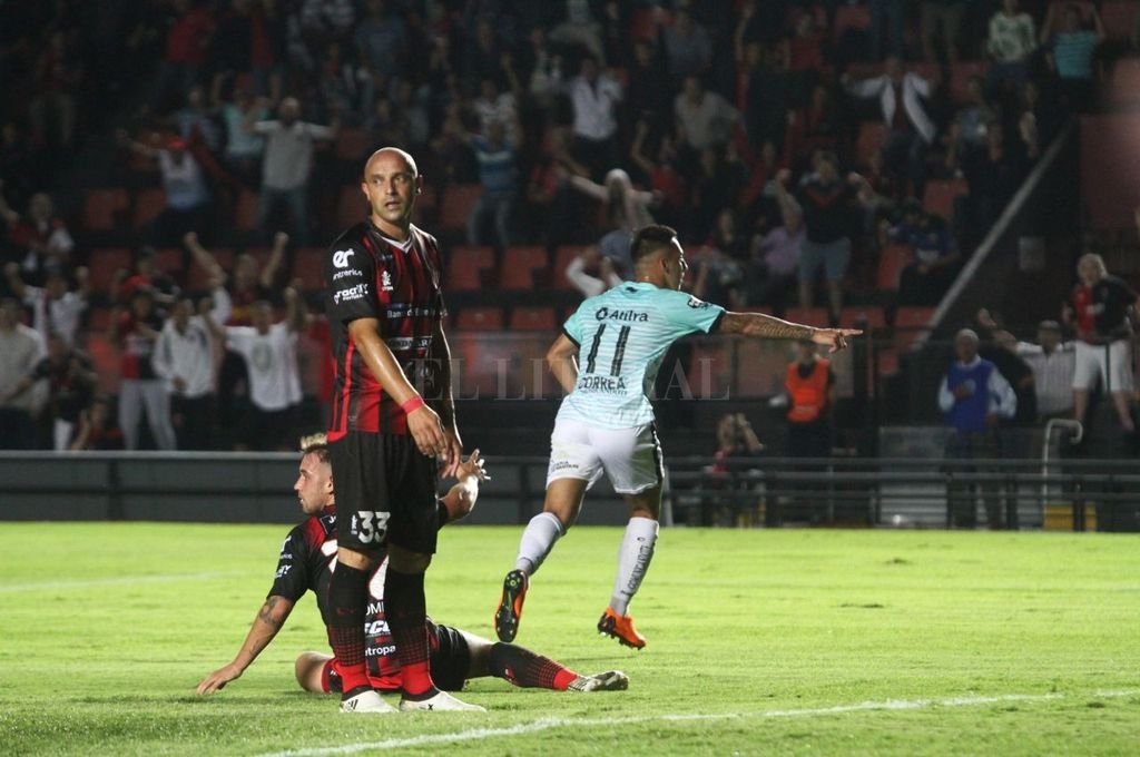 Superliga Argentina de Fútbol - Fecha 24 Colón goleó a Patronato - Colón goleó a Patronato - -