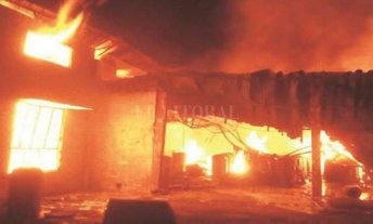 Incendio en bar de karaoke en China deja 18 muertos Incendio en bar de karaoke en China deja 18 muertos