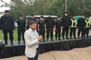 Pullaro dio inicio a la distribución de los nuevos uniformes policiales Pullaro dio inicio a la distribución de los nuevos uniformes policiales