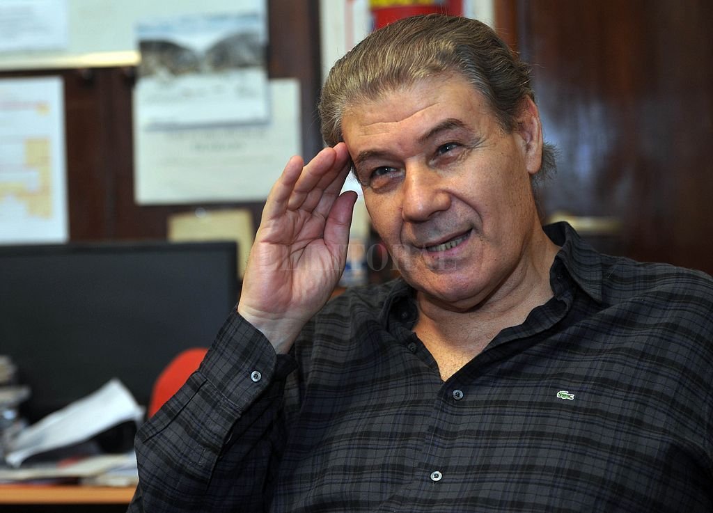 Secuestran bienes a Víctor Hugo Morales para pagar una sentencia al Grupo Clarín