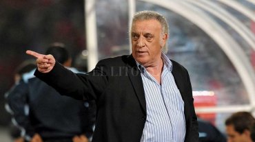 Basile: "Messi es un extraterrestre pero no tiene liderazgo" Basile: "Messi es un extraterrestre pero no tiene liderazgo"