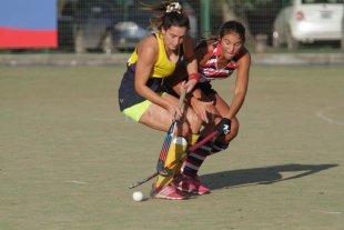 Hockey: Santa Fe Rugby y El Quillá se enfrentan en Sauce Viejo Hockey: Santa Fe Rugby y El Quillá se enfrentan en Sauce Viejo