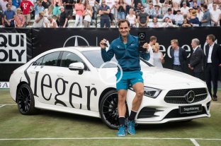 Federer recuperó el liderazgo del ranking y se consagró campeón en Stuttgart Federer recuperó el liderazgo del ranking y se consagró campeón en Stuttgart
